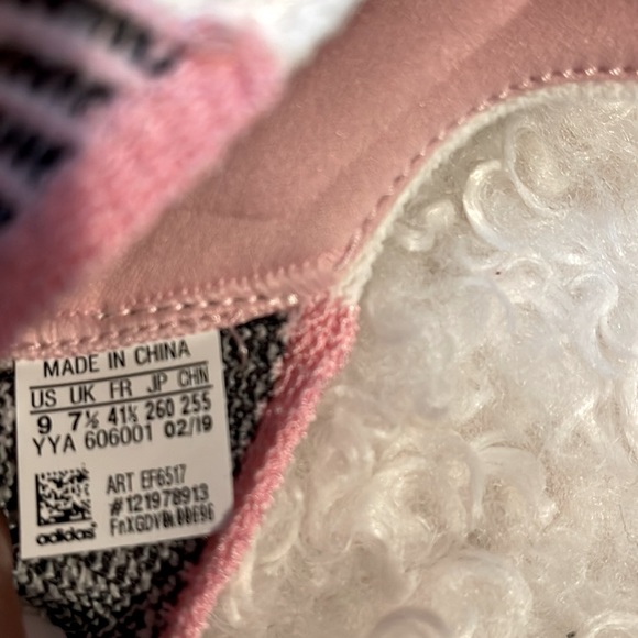 ADIDAS - Picture 9 of 9